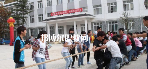 安順民族職業(yè)技術(shù)學(xué)校2021年報(bào)名條件、招生要求、招生對(duì)象