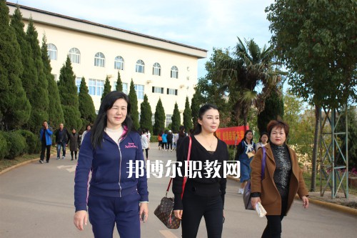 勐?？h職業(yè)高級中學(xué)2021年報名條件、招生要求、招生對象