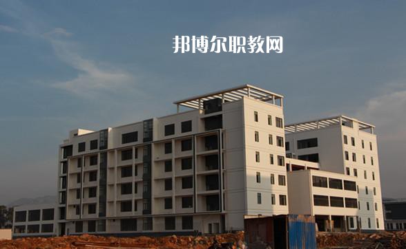 紅河州衛(wèi)生學(xué)校2021年學(xué)費(fèi)、收費(fèi)多少