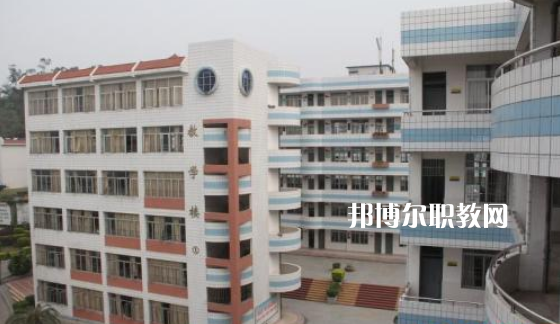 昆明第二職業(yè)中專學(xué)校2021年報名條件、招生對象