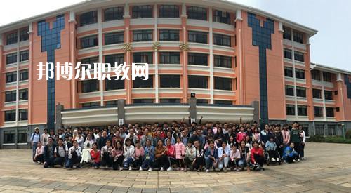 云南民族中等專業(yè)學(xué)校2021年報(bào)名條件、招生要求、招生對(duì)象