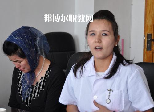新疆喀什地區(qū)衛(wèi)生學校2021年有哪些專業(yè)