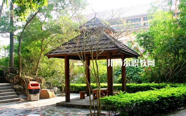 石家莊2021年上中?？梢钥即髮W(xué)嗎