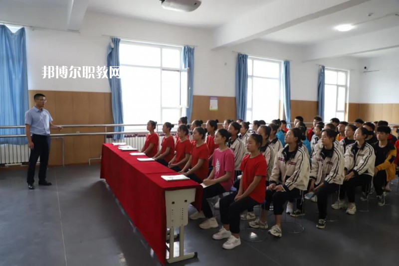 蘭州慈愛(ài)實(shí)驗(yàn)藝術(shù)職業(yè)學(xué)校怎么樣、好不好