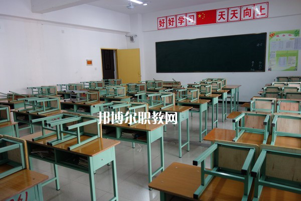 重慶聚英技工學(xué)校升學(xué)部怎么樣、好不好