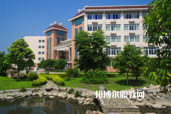 重慶五里店職業(yè)中學(xué)2022年報(bào)名條件、招生要求、招生對象 