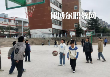 清鎮(zhèn)中等職業(yè)技術(shù)學校2022年學費、收費多少
