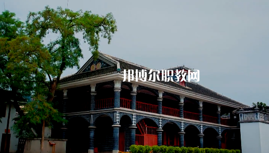 遵義職業(yè)技術(shù)學(xué)校2022年報(bào)名條件、招生要求、招生對(duì)象