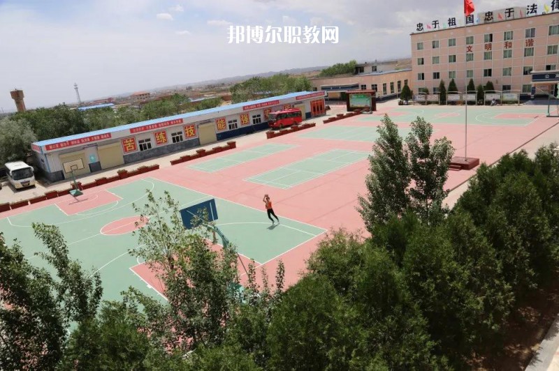 甘肅秦隴技工學(xué)校2022年學(xué)費(fèi)、收費(fèi)多少