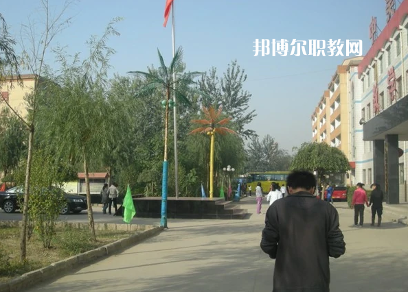 石家莊中美經(jīng)貿(mào)中等專業(yè)學(xué)校2022年報(bào)名條件、招生要求、招生對(duì)象