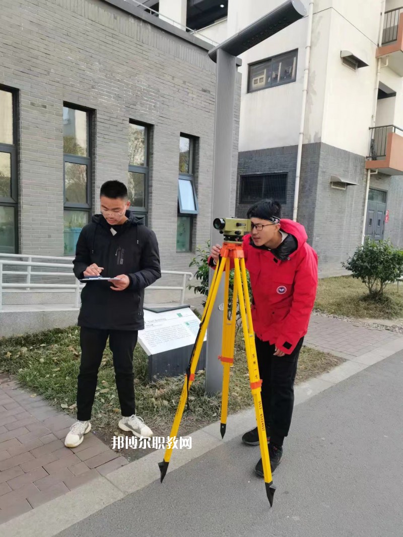 江蘇張家港第三職業(yè)高級(jí)中學(xué)2022年報(bào)名條件、招生要求、招生對(duì)象
