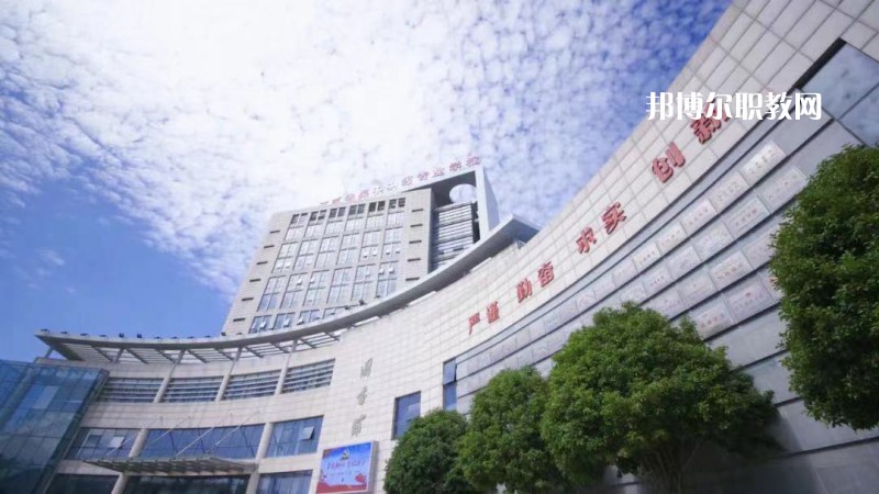 江蘇省吳中中等專業(yè)學(xué)校2022年報名條件、招生要求、招生對象