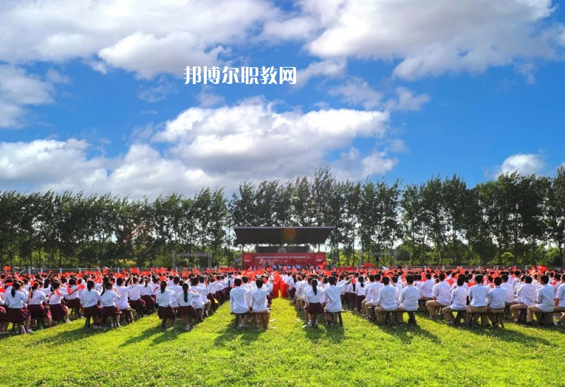 江蘇溧陽(yáng)中等專業(yè)學(xué)校2022年學(xué)費(fèi)、收費(fèi)多少