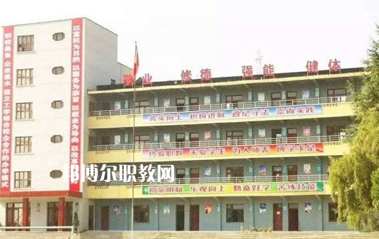 貴州金蓉?zé)o線電技工學(xué)校2022年報(bào)名條件、招生要求、招生對象