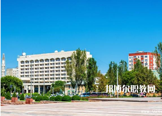 閬中旅游學(xué)校2022年報(bào)名條件、招生要求、招生對(duì)象