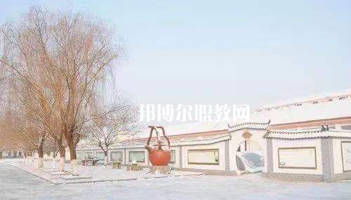 江蘇省金山中等專業(yè)學校2022年報名條件、招生要求、招生對象