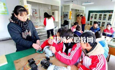 咸陽渭城區(qū)高級(jí)職業(yè)中學(xué)2022年報(bào)名條件、招生要求、招生對象