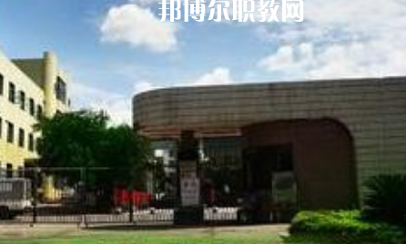 西昌第一職業(yè)技術(shù)中學(xué)2022年報(bào)名條件、招生要求、招生對(duì)象