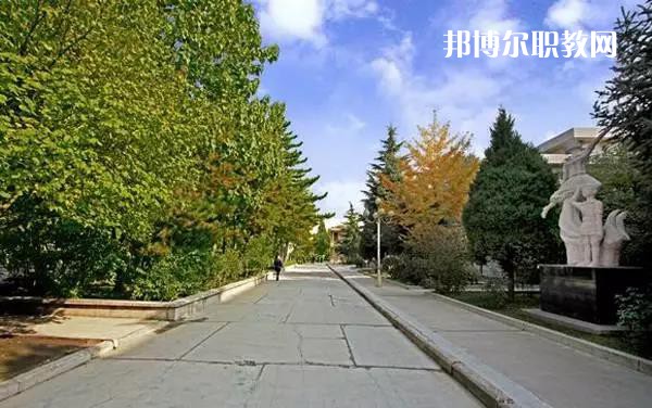 平?jīng)鰩煼秾W(xué)校2022年報名條件、招生要求、招生對象