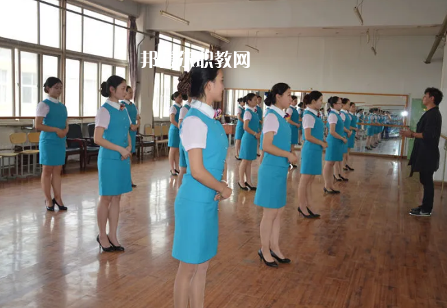 廊坊華航航空學(xué)校2022年報(bào)名條件、招生要求、招生對象