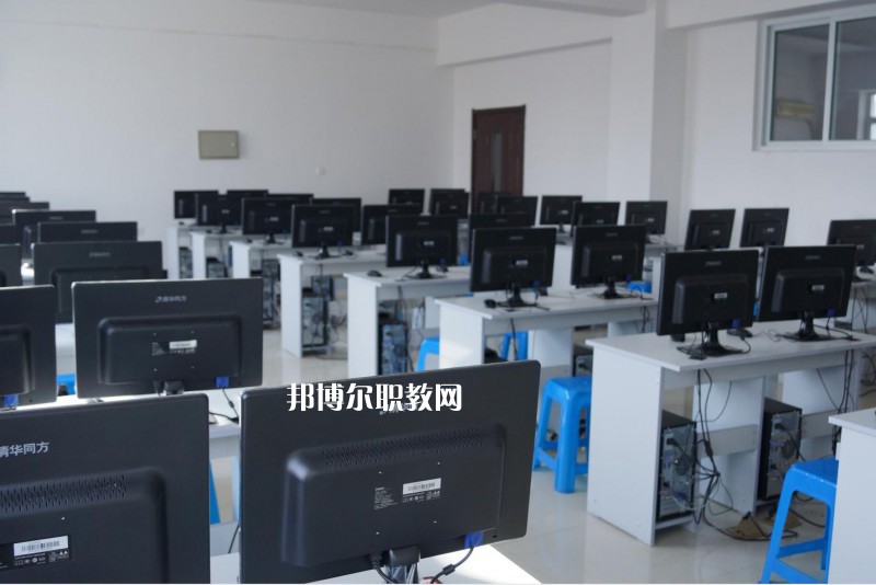 石家莊萬搏中等專業(yè)學(xué)校2022年報(bào)名條件、招生要求、招生對象