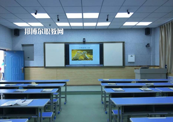 楊陵區(qū)職業(yè)教育中心2022年報名條件、招生要求、招生對象