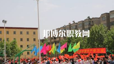 瑞麗國(guó)際珠寶翡翠學(xué)校2022年報(bào)名條件、招生要求、招生對(duì)象