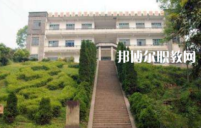 保山市昌寧縣職業(yè)技術(shù)學(xué)校2022年報(bào)名條件、招生要求、招生對(duì)象