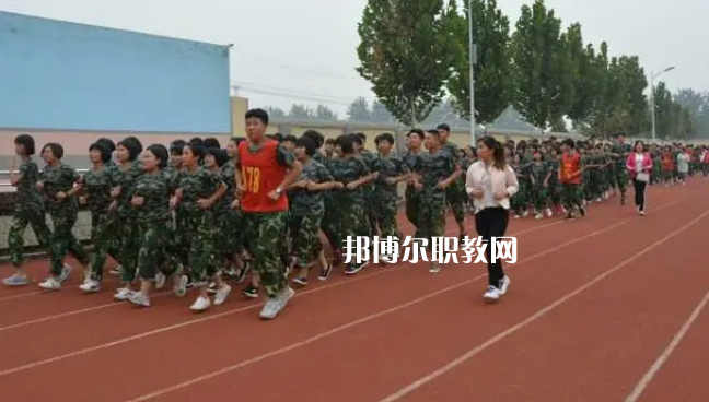 云龍縣民族職業(yè)高級中學(xué)學(xué)校2022年學(xué)費(fèi)、收費(fèi)多少