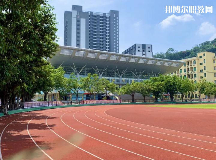 云南中醫(yī)藥中等專業(yè)學校2022年報名條件、招生要求、招生對象