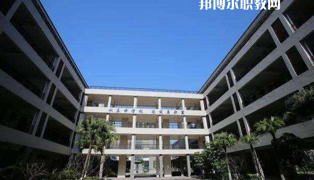 佛山高明區(qū)高級技工學(xué)校2022年報名條件、招生要求、招生對象