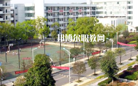 安岳縣遠(yuǎn)大科技職業(yè)學(xué)校2022年報名條件、招生要求、招生對象