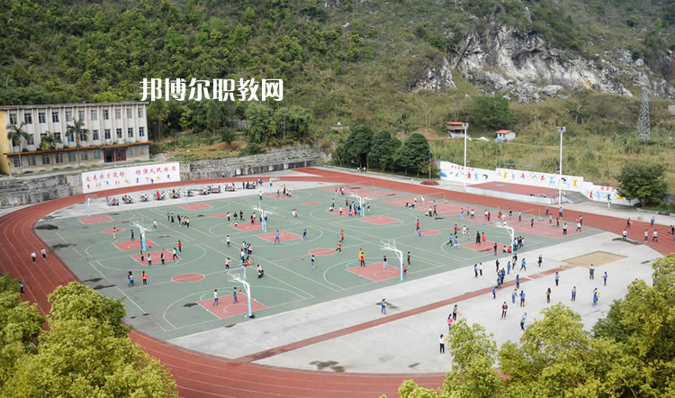 河池衛(wèi)生學(xué)校2022年報(bào)名條件、招生要求、招生對(duì)象