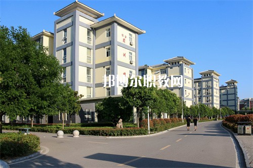 亳州中藥科技學(xué)校2022年報(bào)名條件、招生要求、招生對象