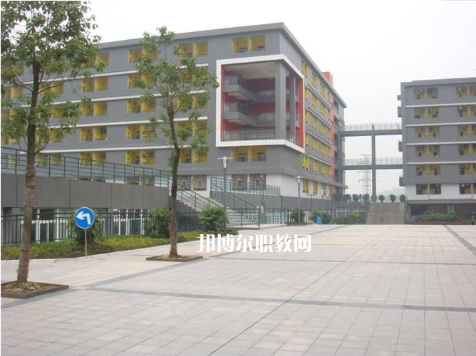 澄江縣職業(yè)高級中學2022年學費、收費多少