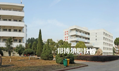 牟定縣職業(yè)高級(jí)中學(xué)2022年學(xué)費(fèi)、收費(fèi)多少