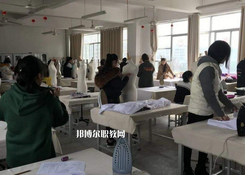 大關(guān)縣職業(yè)高級中學(xué)2022年報(bào)名條件、招生要求、招生對象