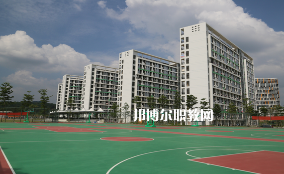 南寧衛(wèi)生學(xué)校2022年報(bào)名條件、招生要求、招生對象