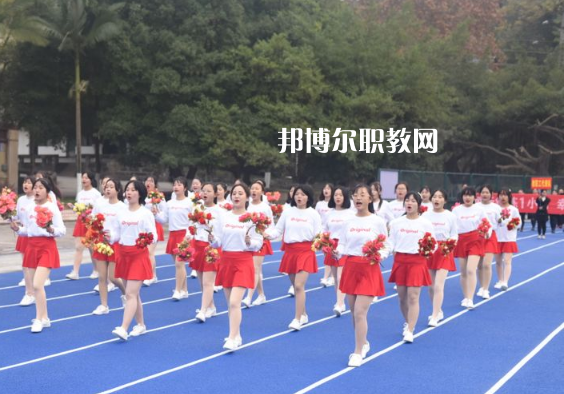 內(nèi)江鐵路機械學(xué)校怎么樣、好不好
