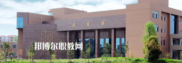 云南工業(yè)高級技工學校2022年報名條件、招生要求、招生對象