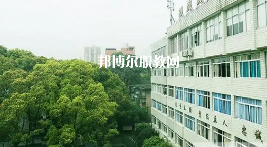 德宏州中等職業(yè)學(xué)校2022年學(xué)費(fèi)、收費(fèi)多少