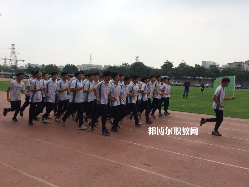 佛山順德區(qū)胡錦超職業(yè)技術(shù)學(xué)校2022年報(bào)名條件、招生要求、招生對(duì)象