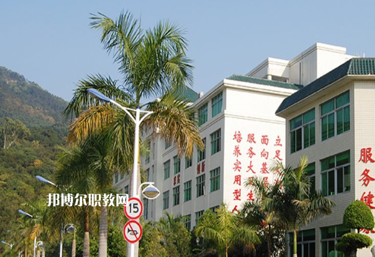 廣東潮州衛(wèi)生學(xué)校怎么樣、好不好