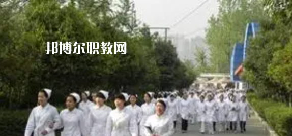 四川人民醫(yī)院護士學校怎么樣、好不好