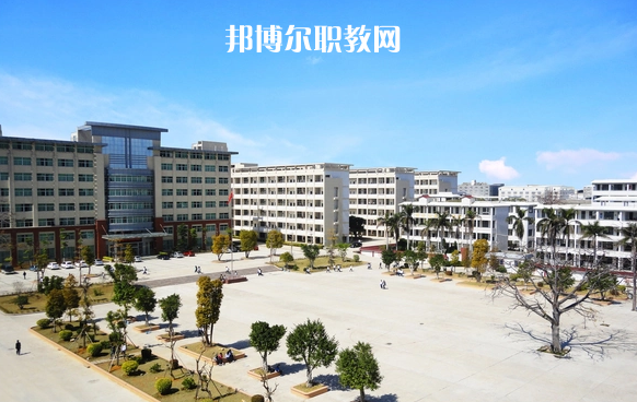 潮州職業(yè)技術(shù)學(xué)校學(xué)校怎么樣、好不好