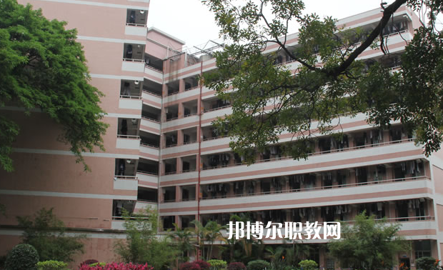 廣州輕工職業(yè)學(xué)校2022年學(xué)費、收費多少