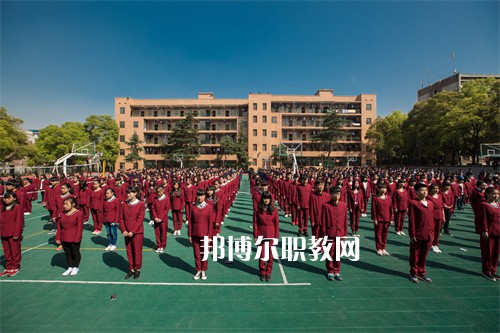 湖南省經(jīng)濟(jì)貿(mào)易職業(yè)中專(zhuān)學(xué)校2022年報(bào)名條件、招生要求、招生對(duì)象