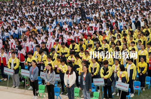 湖南醫(yī)藥職業(yè)中等專業(yè)學校2022年報名條件、招生要求、招生對象