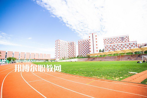 云南醫(yī)藥健康職業(yè)學(xué)院2022年報(bào)名條件、招生要求、招生對(duì)象