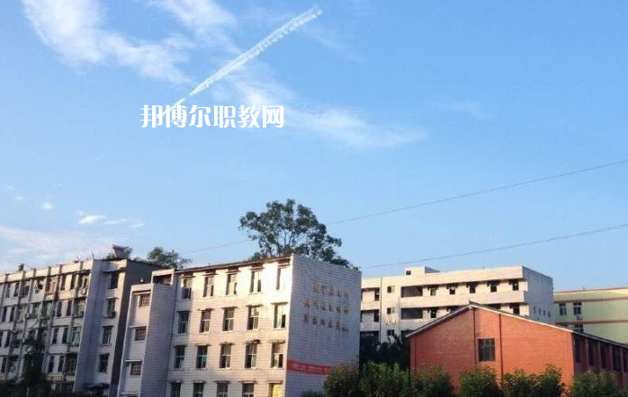 宜賓敘州區(qū)柳嘉職業(yè)技術(shù)學(xué)校2022年怎么樣、好不好